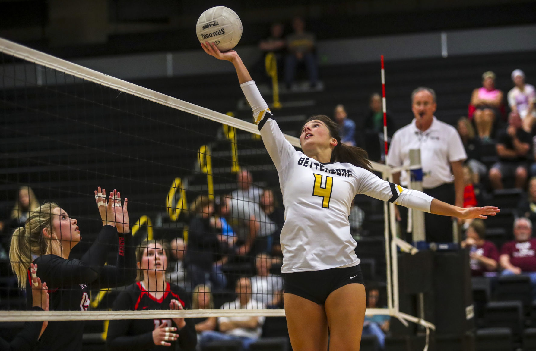 091818-MAC-volleyball-014